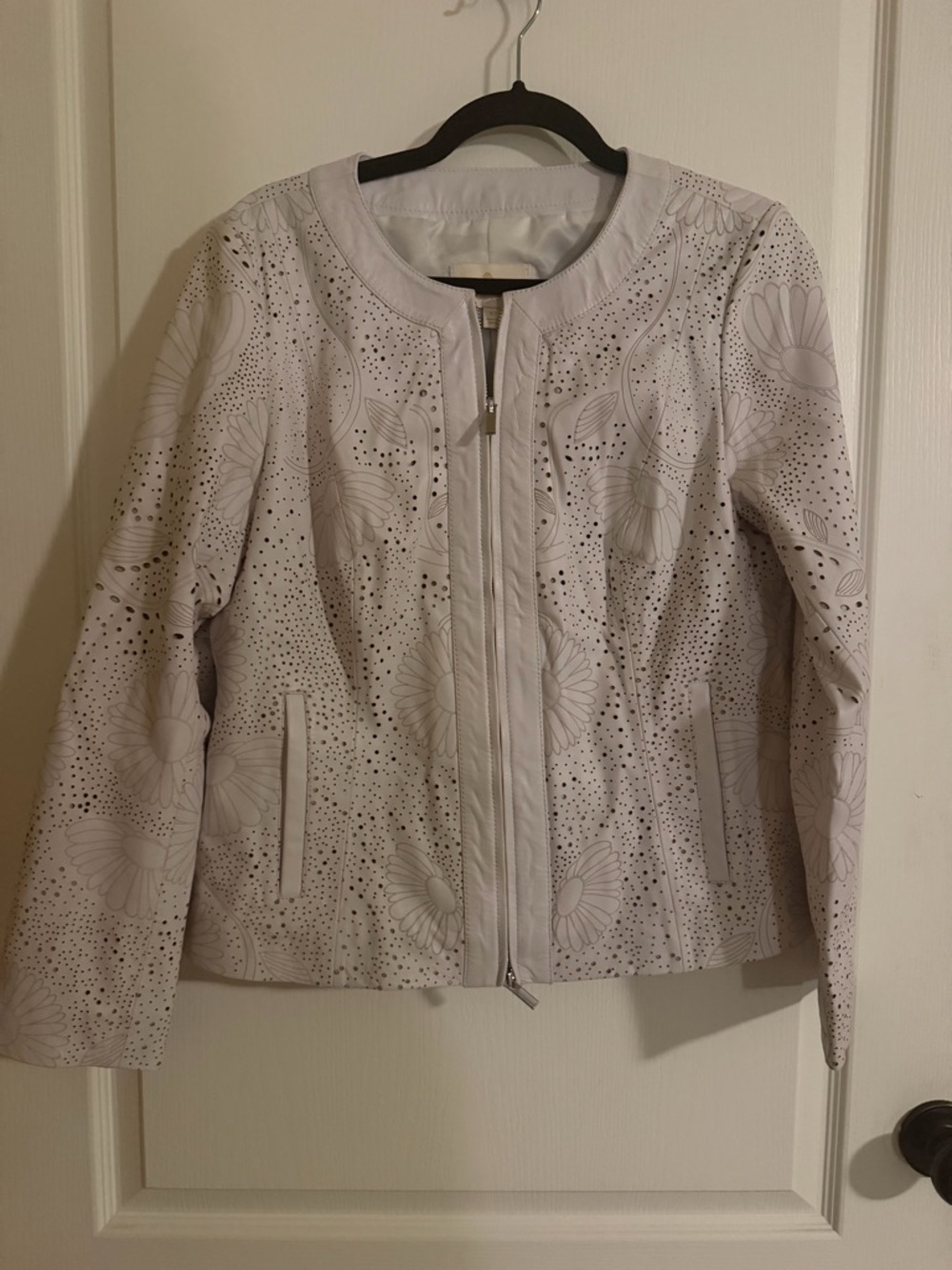 Etcetera White Floral Laser-Cut Zip Collarless Leather Jacket.      Size XS